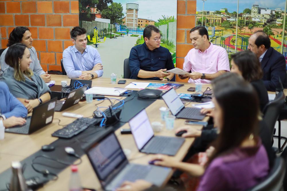 UGPE e Prefeitura de Parintins firmam cooperação técnica no Prosai durante missão do BID