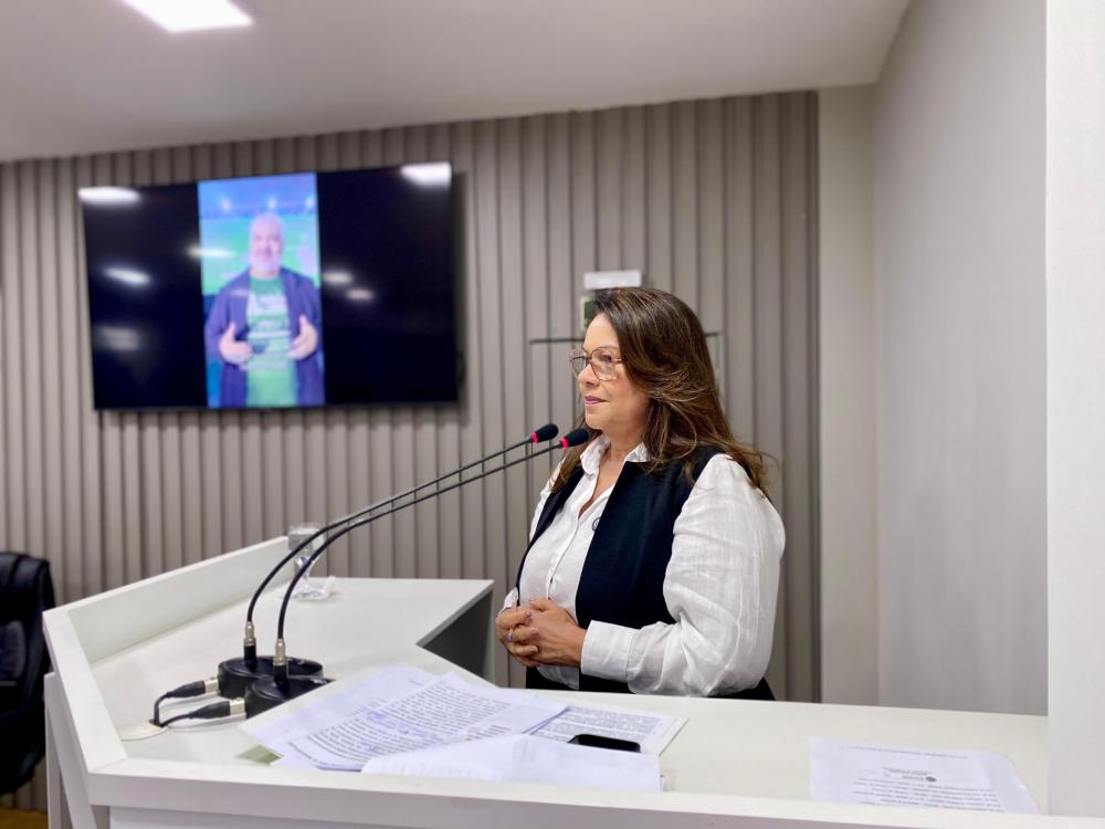 Vereadora Márcia Baranda cobra solução para falta de energia na comunidade Nossa Senhora de Nazaré do Zé Açú