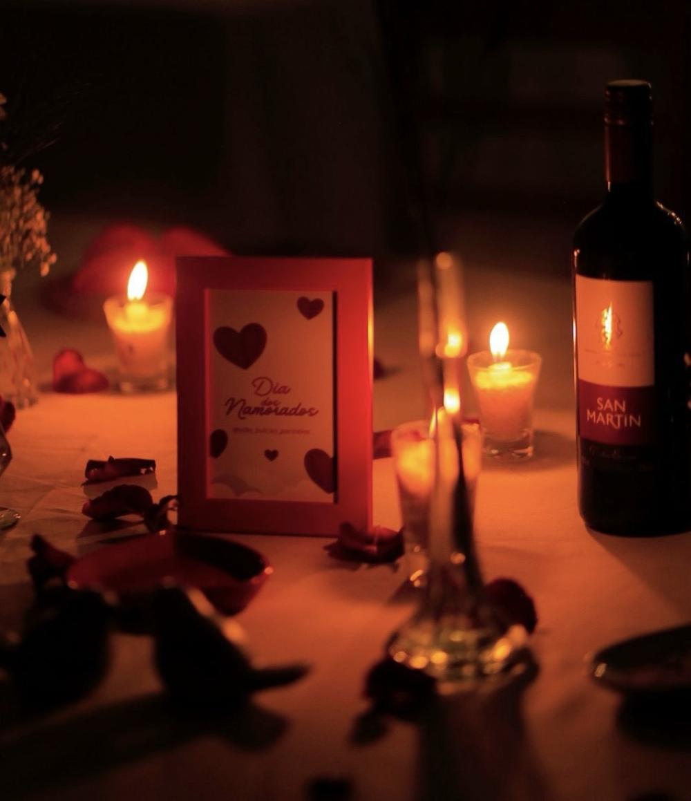 Parintins celebra o amor com flores naturais, sabores e experiências inesquecíveis no Dia dos Namorados