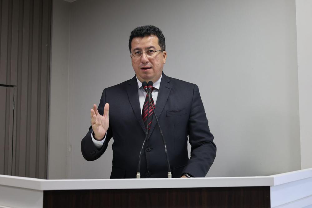 Vereador Fábio Cardoso propõe Sessão Especial em homenagem ao Dia do Advogado