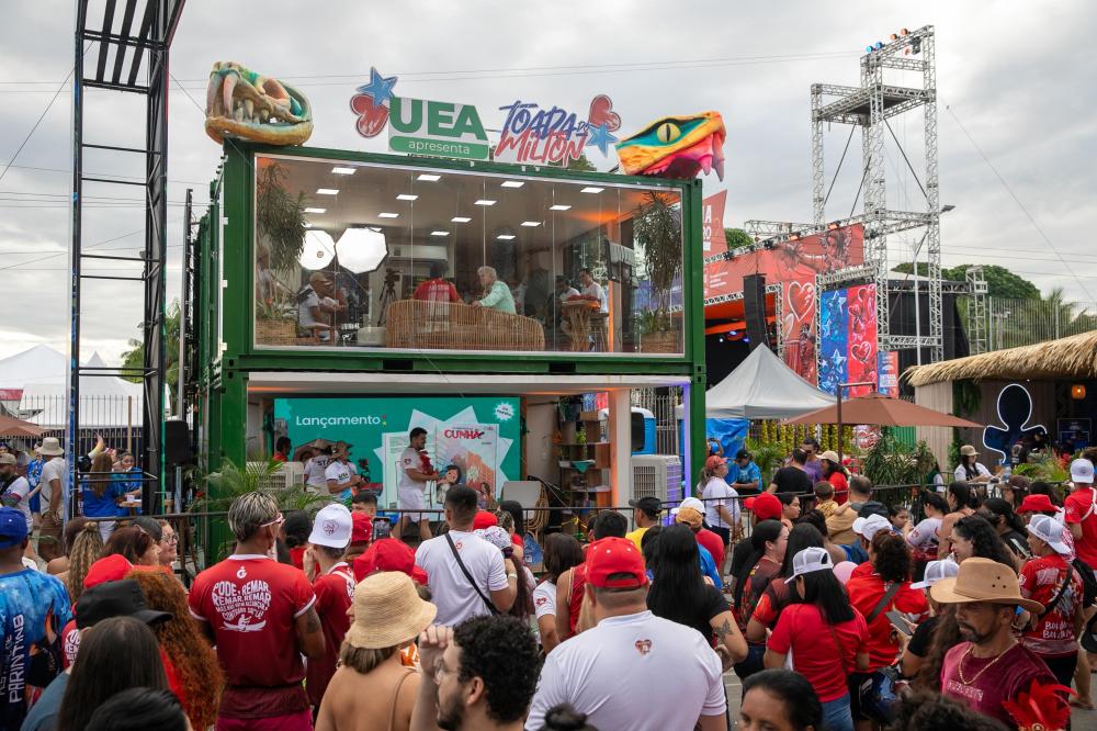 ‘Toada do Milton’ abre programação exaltando a cultura popular parintinense