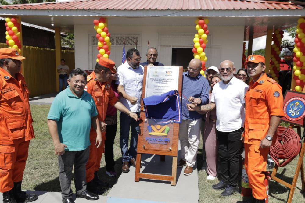 Governador Wilson Lima inaugura unidade dos Bombeiros em Manaquiri e amplia cobertura na BR-319