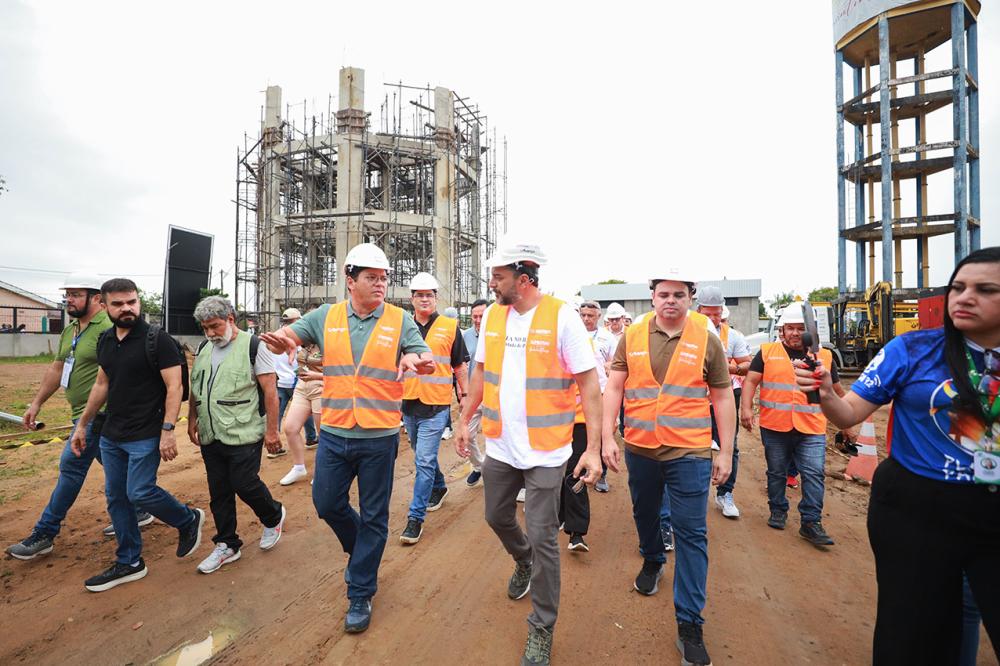 Obras do Prosai avançam em Parintins com foco na construção de novos reservatórios de água