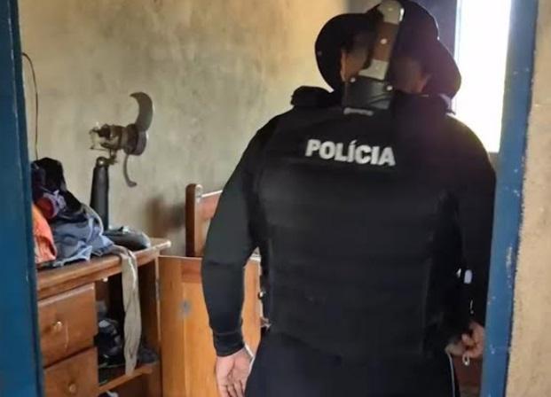Irmãos são presos após doparem e estuprarem adolescente em Nhamundá