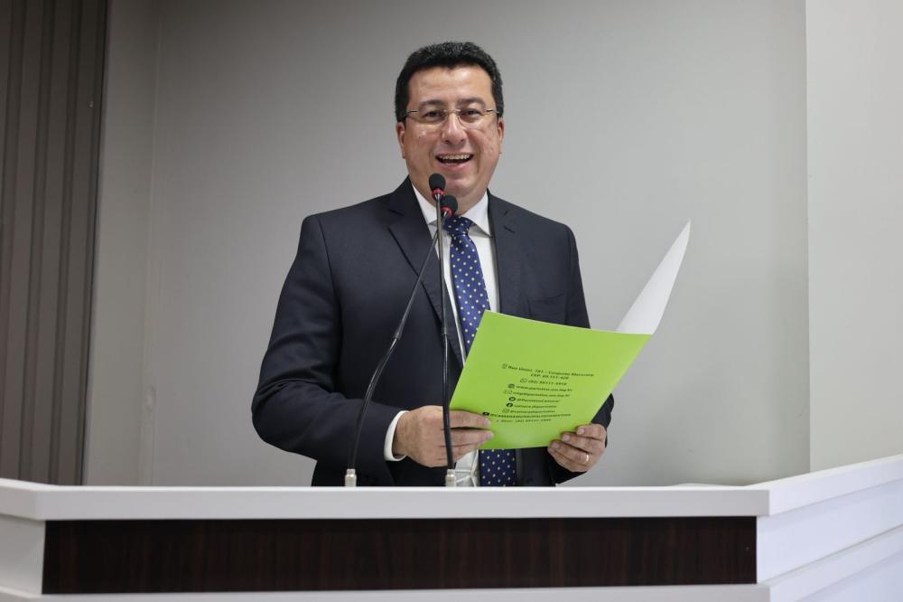 Vereador Fábio Cardoso apresenta indicação para combater poluição sonora e consumo de drogas