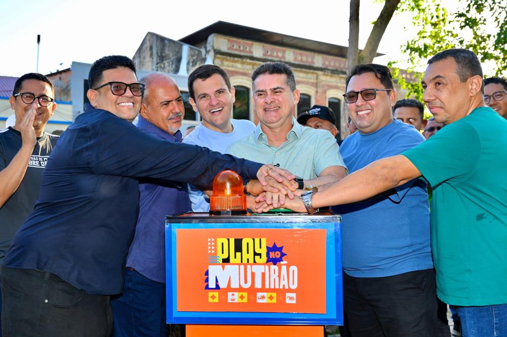 Prefeito David Almeida inicia 'Mutirão no Bairro' no Centro com foco no comércio, turismo e urbanismo