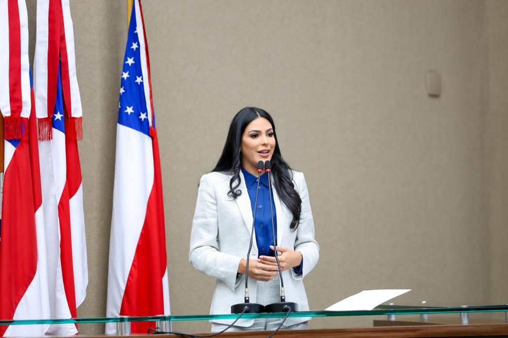 Deputada Mayra Dias reforça importância do aleitamento materno e ações de apoio às mães no Agosto Dourado