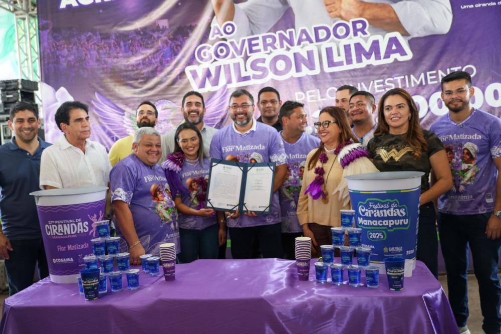 Wilson Lima acompanha trabalhos das cirandas em Manacapuru e entrega EPIs e copos de água para o festival