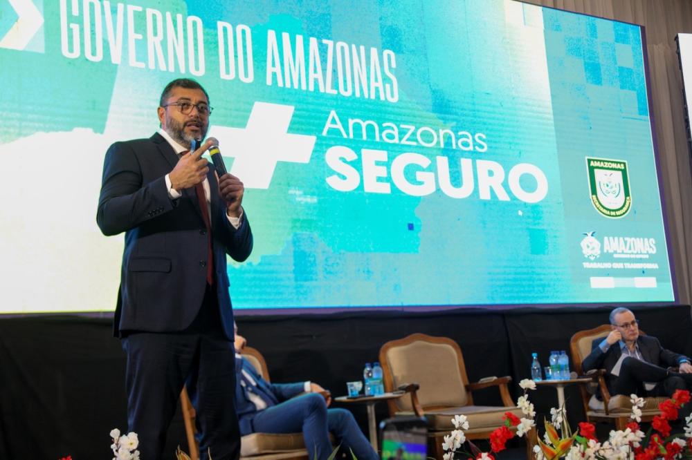 Wilson Lima defende estratégia integrada para avanços na segurança pública durante Fórum Brasileiro