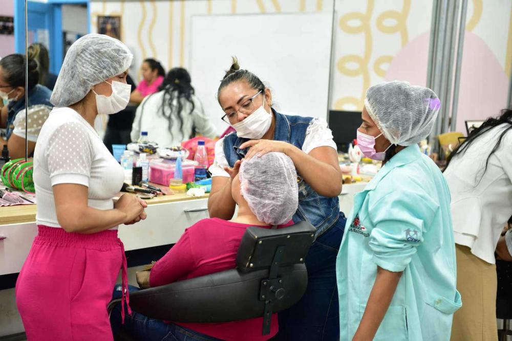 Cetam oferece 8.886 vagas em 135 cursos gratuitos de Qualificação Profissional em Manaus