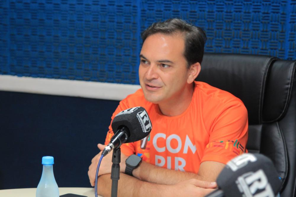 Mateus Assayag anuncia 300 vagas em cursinho pré-vestibular gratuito para jovens de Parintins