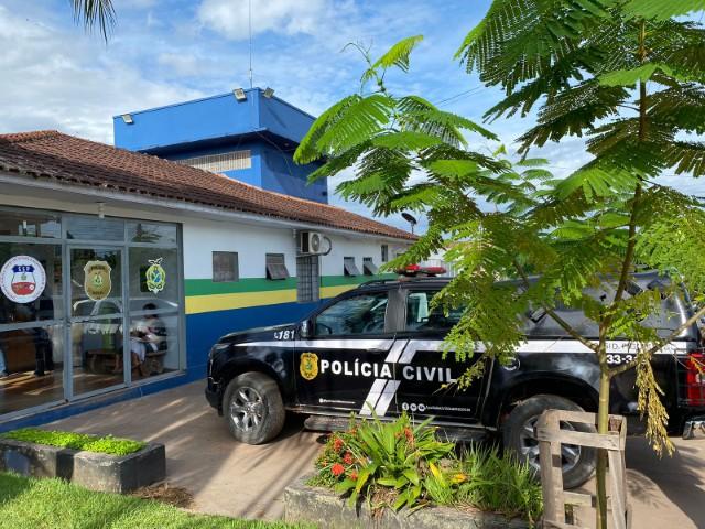 Homem é preso por matar idoso com golpes de faca em Presidente Figueiredo