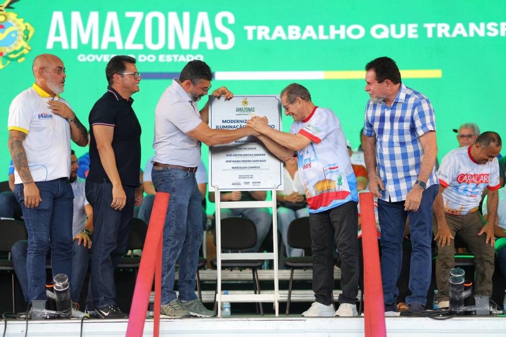 Governador Wilson Lima inaugura iluminação pública de LED em Carauari