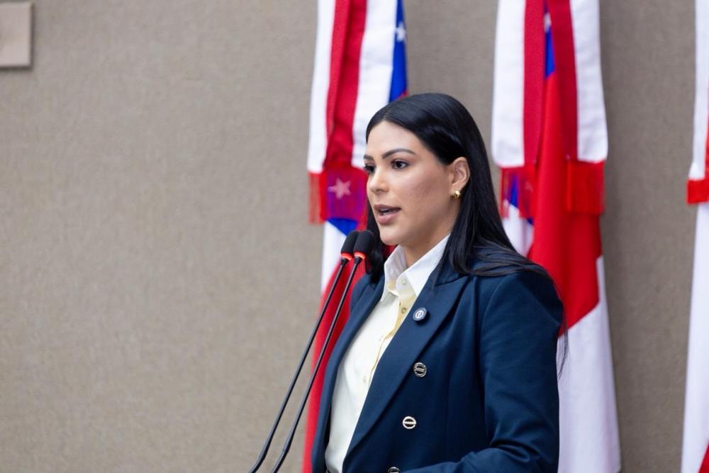 Mayra Dias cobra ampliação de políticas públicas e Casas de Passagem para idosos no interior do AM