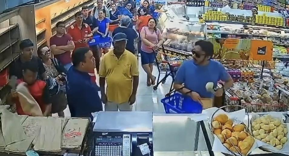 Bancário é preso em Manaus por atropelar homem após briga na fila do pão