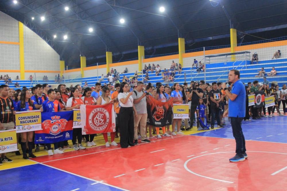 Com mais de 5 mil atletas, inicia disputa do 4° Copão ‘Eu Amo Parintins’ de Bairros