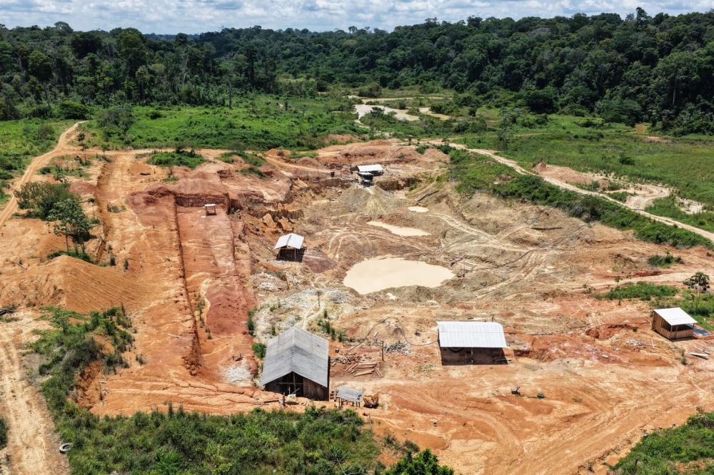 Garimpo ilegal é interditado em Maués e multa ultrapassa R$ 3,5 milhões, aponta Ipaam