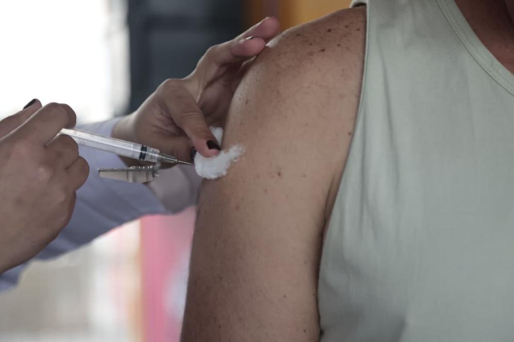 MP cobra plano da Semsa após baixa vacinação contra febre amarela em crianças de Manaus