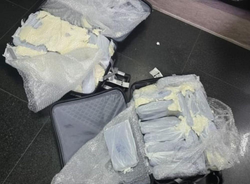 Homem é preso pela PF com 36 quilos de maconha no Aeroporto Internacional de Manaus