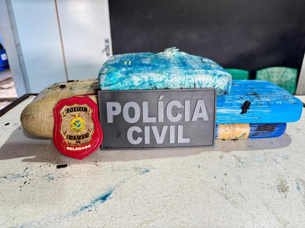Polícia Civil intercepta mais de R$ 100 mil em drogas escondidas em saca de farinha em Tefé