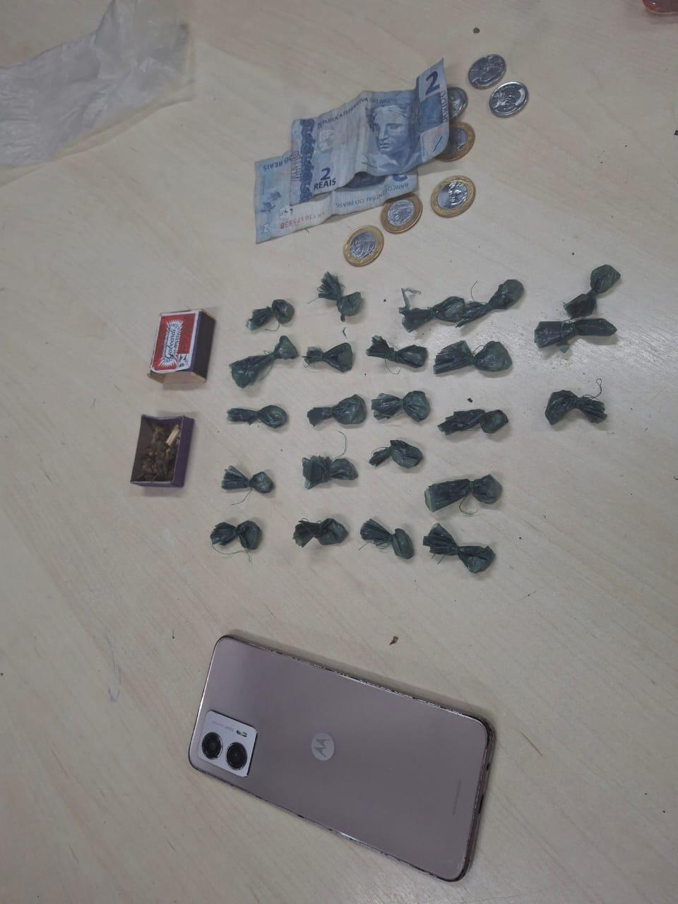 Dupla é presa em Manaus por realizar “delivery de drogas” na zona oeste