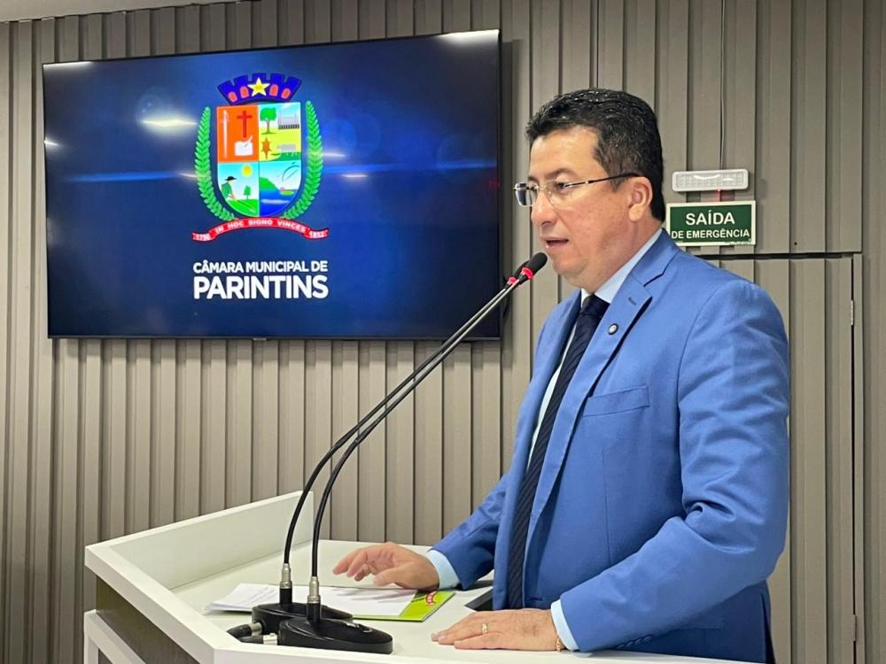 Fábio Cardoso propõe criação de Espaço Sensorial para ampliar atendimento a pessoas com TEA em Parintins