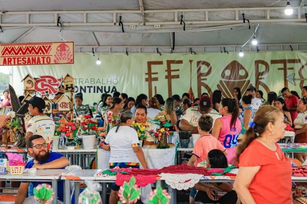 FeirArte impulsiona economia criativa e movimenta cena cultural em Nhamundá