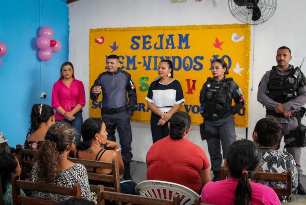 Vanessa Gonçalves lidera roda de conversa sobre enfrentamento à violência contra a mulher em Parintins