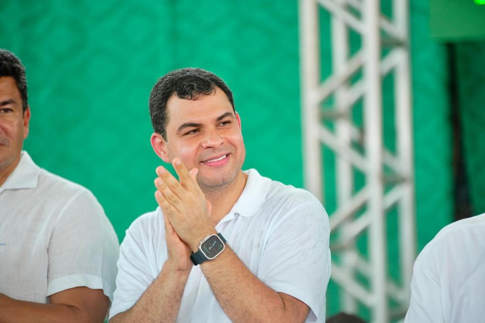 Saullo Vianna figura entre os nomes mais competitivos para deputado federal, aponta pesquisa IPEN