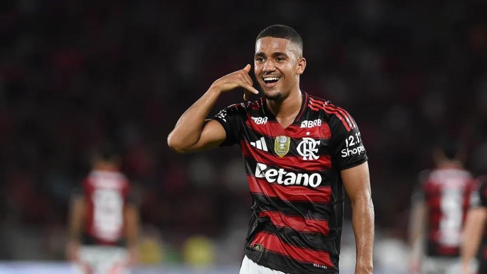 Flamengo vence o Ceará no Maracanã e é campeão brasileiro de 2025