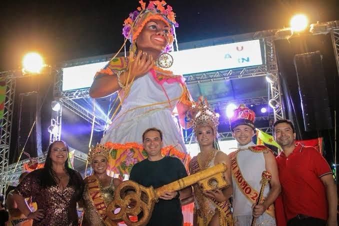 Kamélia chega a Parintins nesta sexta (30) e dá largada ao CarnaIlha 2026