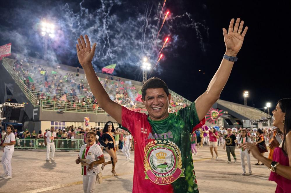 Vitória Régia encerra ensaios e promete desfile histórico no Carnaval de Manaus 2026