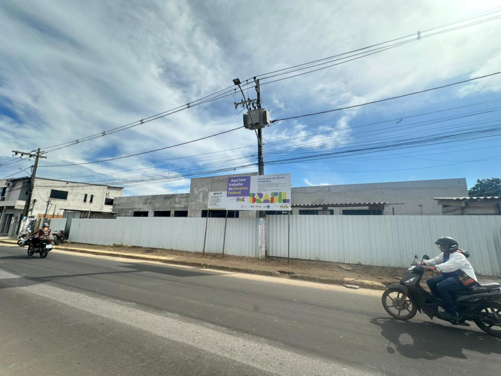 Obra da Oficina Ortopédica avança e chega a 60% em Parintins