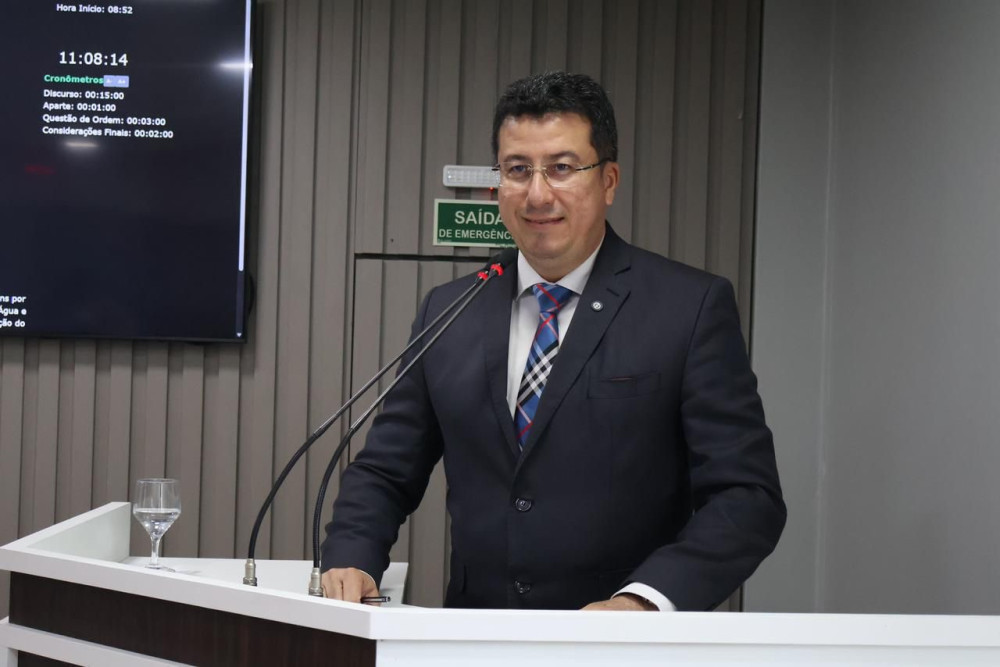 Fábio Cardoso cobra melhorias em estrada, escola e abastecimento de água no Mocambo do Arari