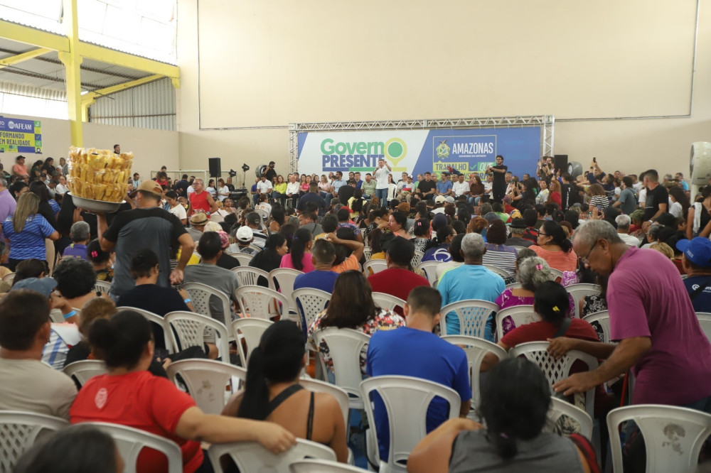 Governo Presente realiza mais de 7 mil atendimentos em ação no Santo Antônio, em Manaus
