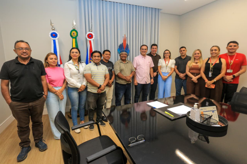 Fábio Cardoso articula reunião para ampliar atendimento de saúde indígena em Parintins