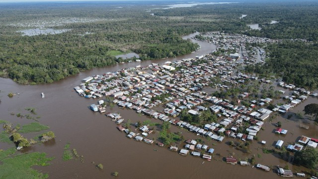 Saúde orienta municípios do AM sobre riscos da cheia dos rios
