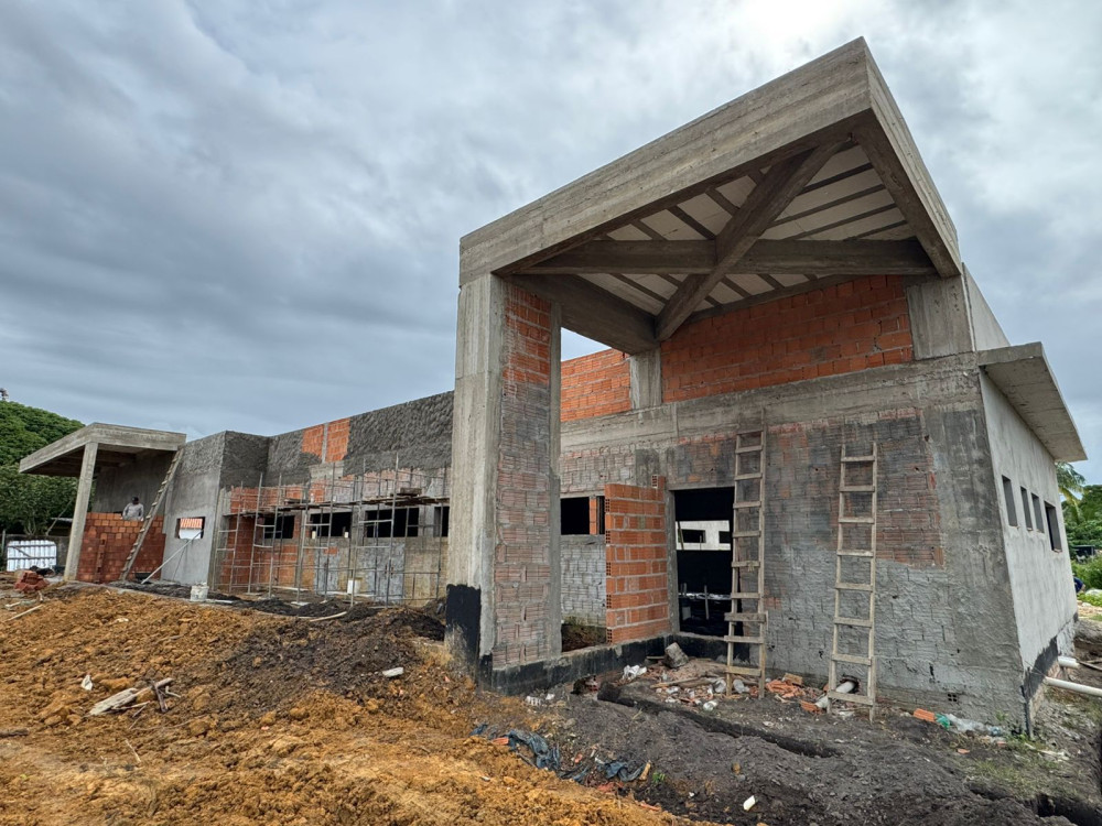 UBS do Mocambo avança e obra já passa de 70% em Parintins