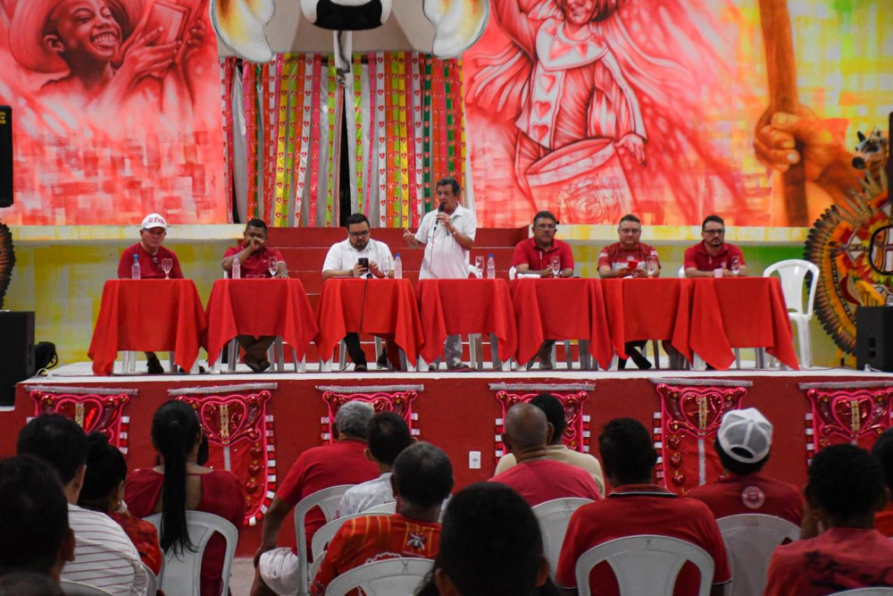 Justiça anula assembleia do Garantido e derruba regra que barrava políticos nas eleições