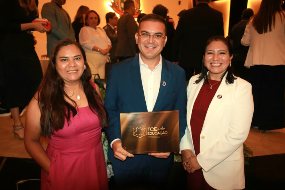 Parintins atinge 100% das metas em programa educacional do TCE-AM